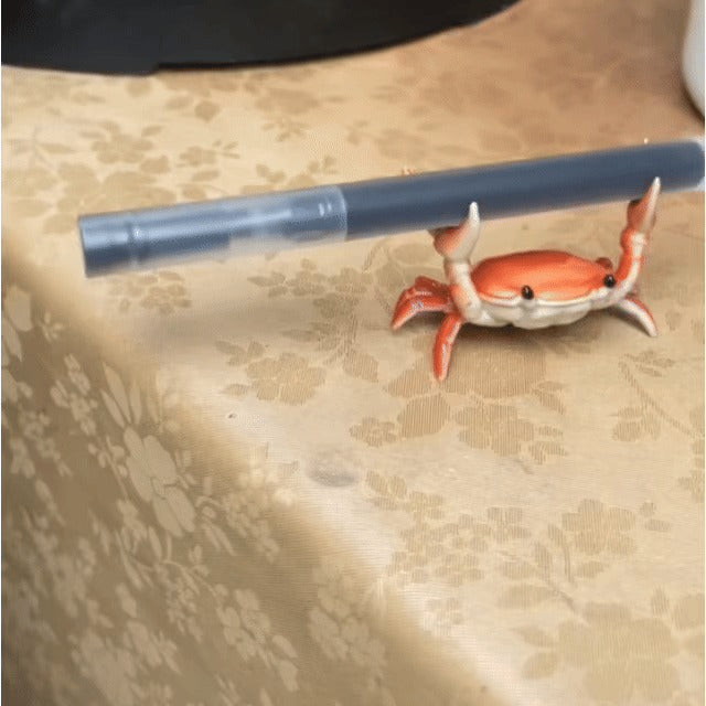🦀 Crab Weightlifting Pen Holder – Fun & Strong Desk Organizer